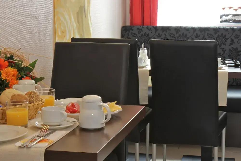 hotel image 12