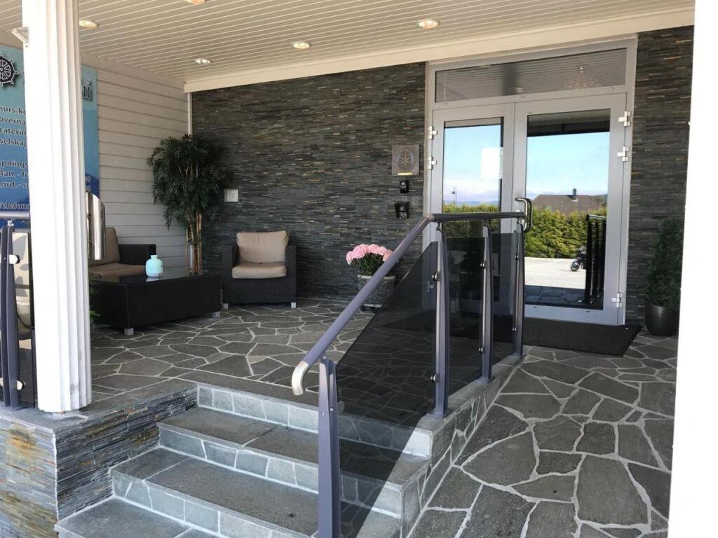 hotel image 12