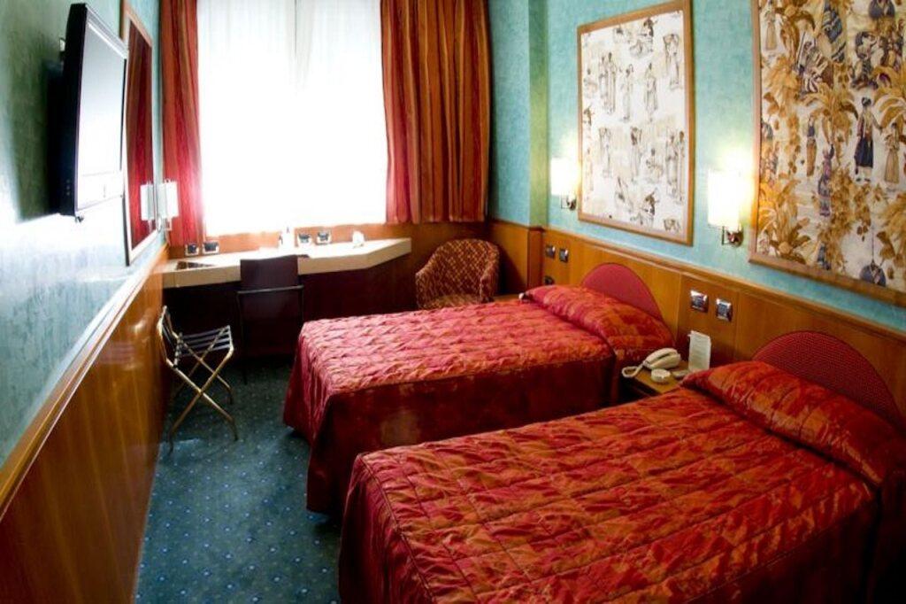 hotel
