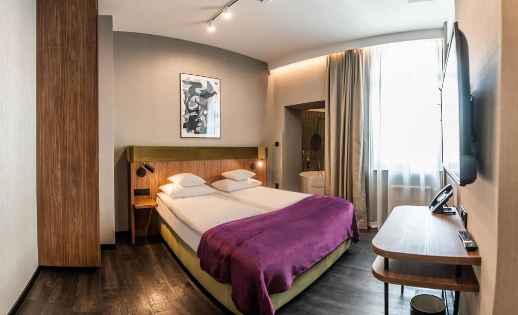 hotel image 10
