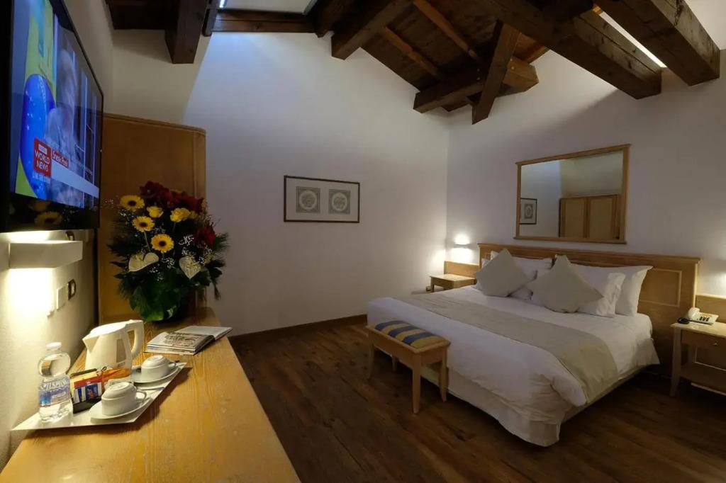 hotel image 11