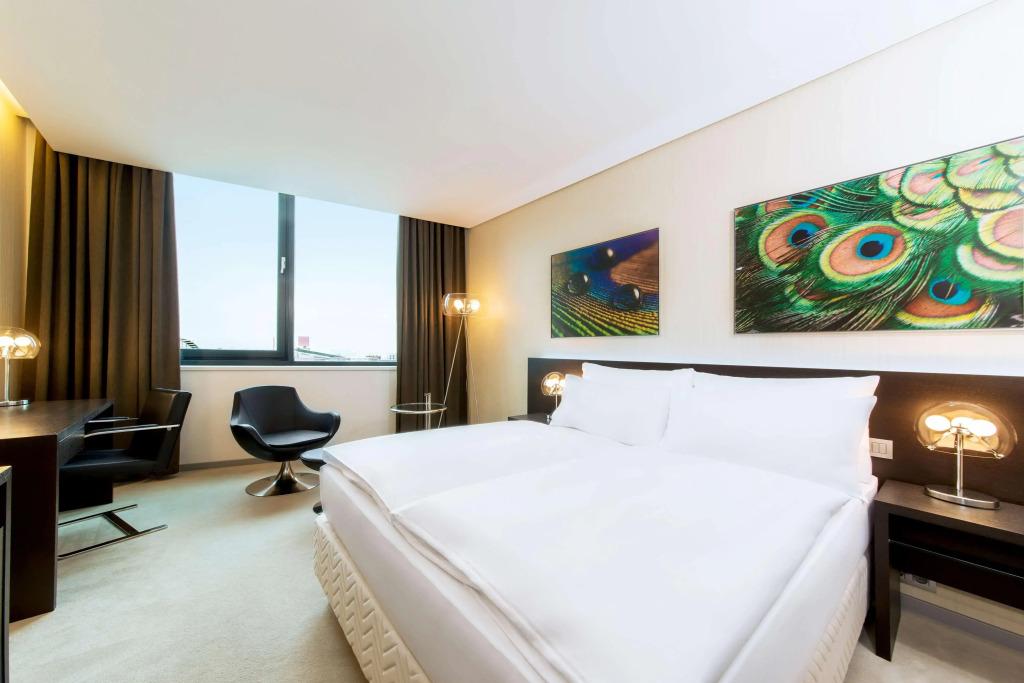 hotel image 79
