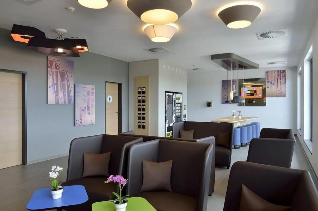hotel image 12