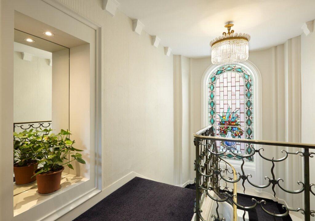 hotel image 13