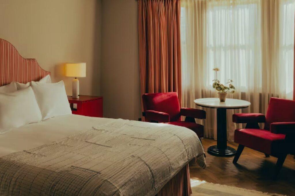 hotel
