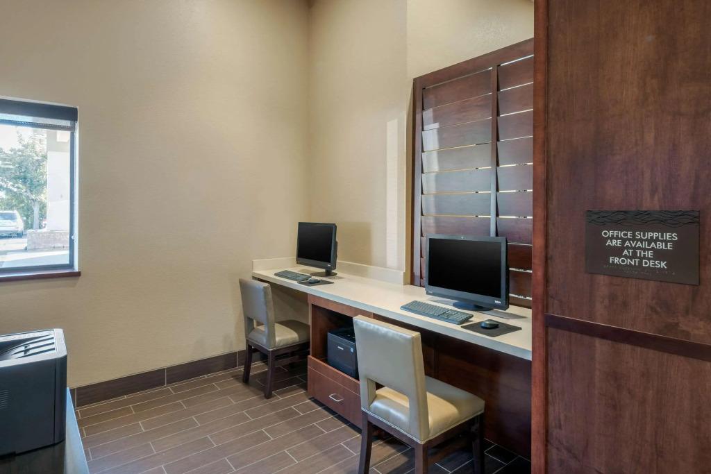 hotel image 11