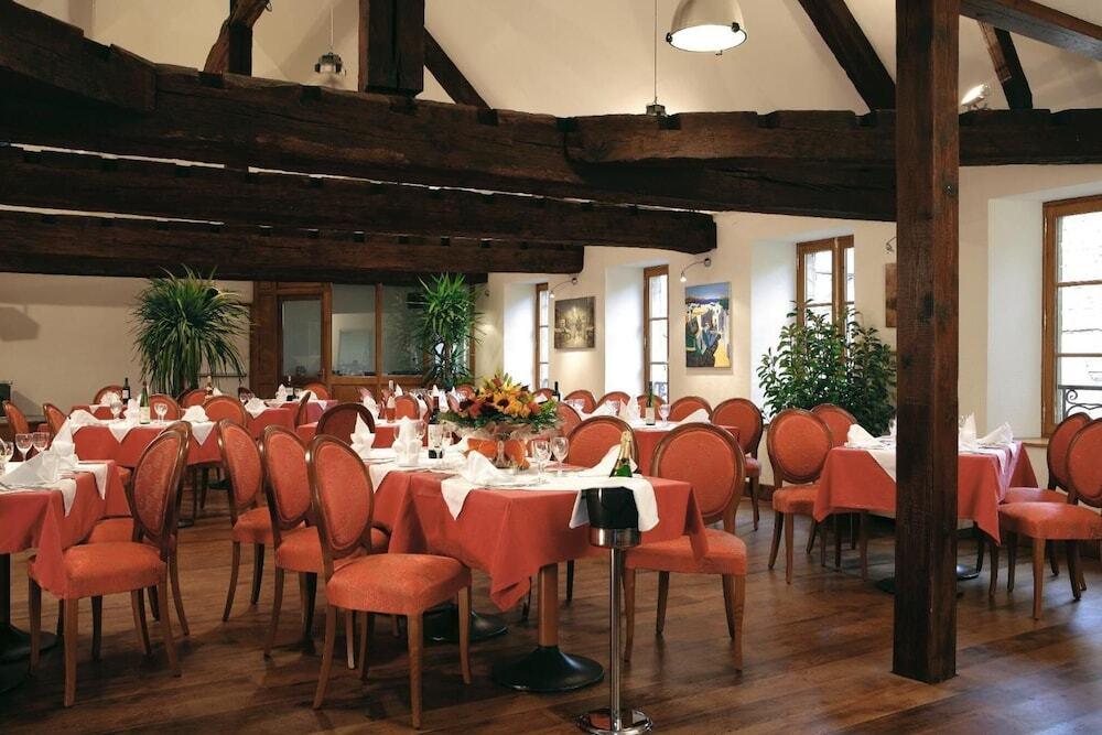 hotel image 12