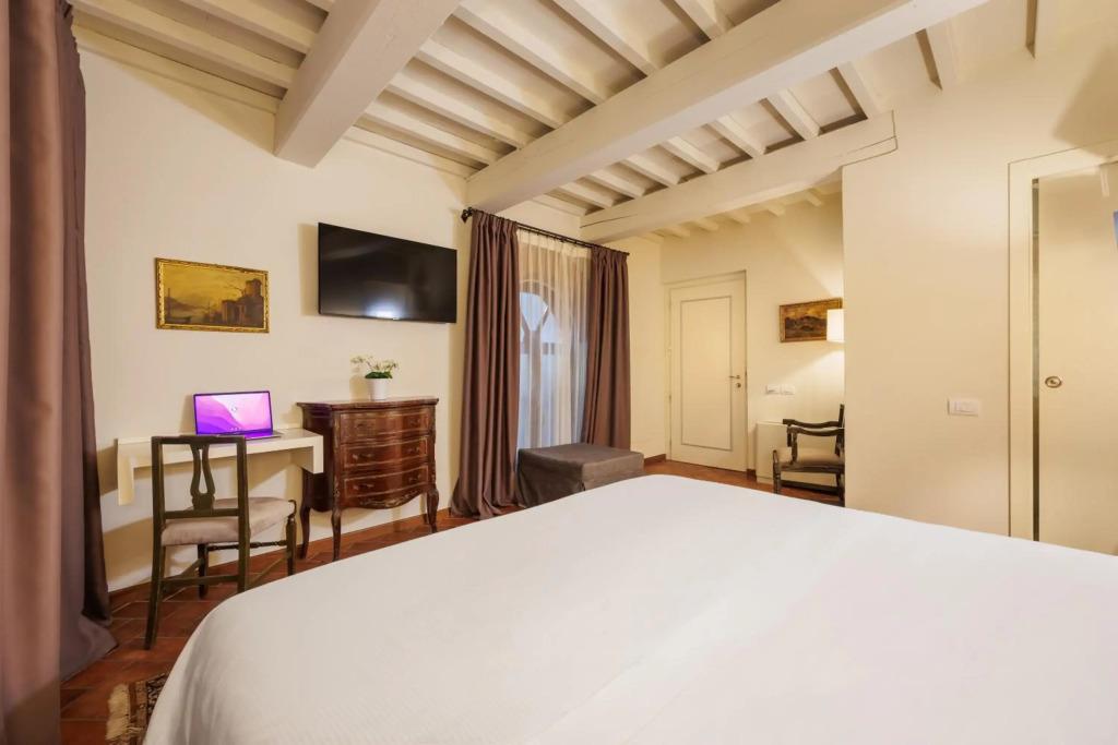 hotel image 18