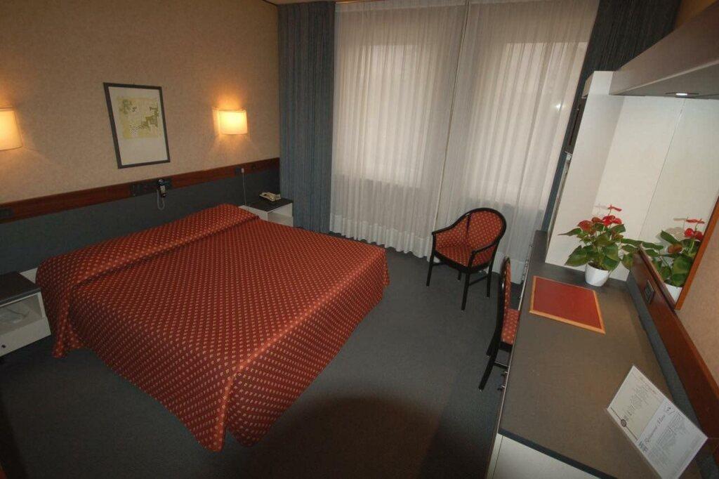 hotel image 9