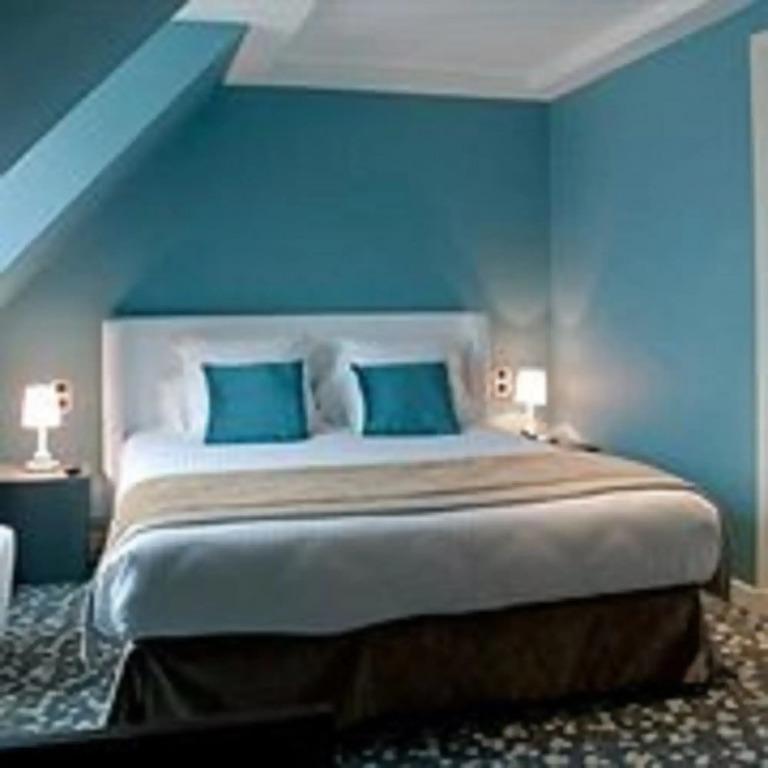 hotel image 12