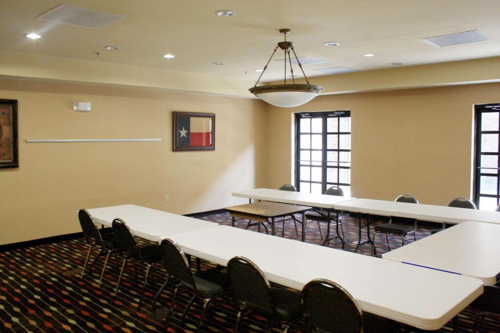 hotel image 10