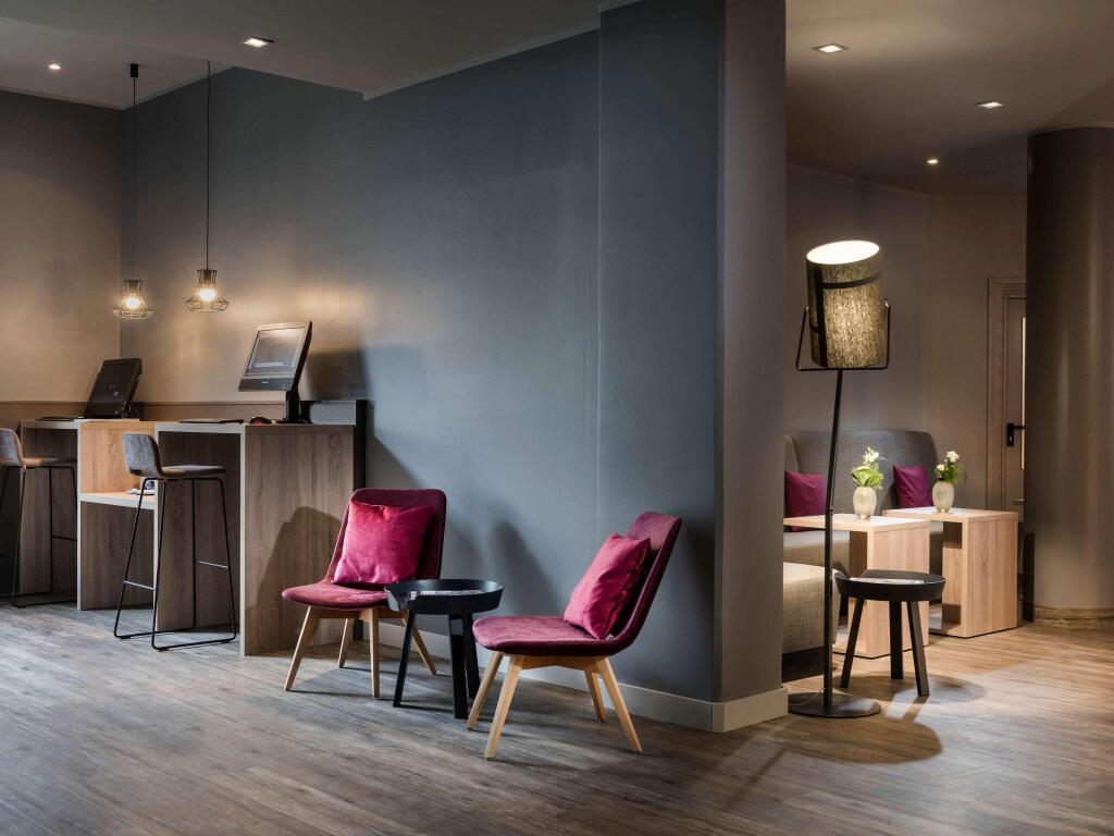 hotel image 10