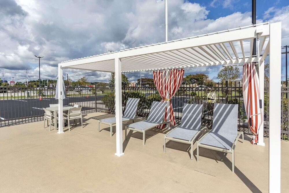hotel image 9