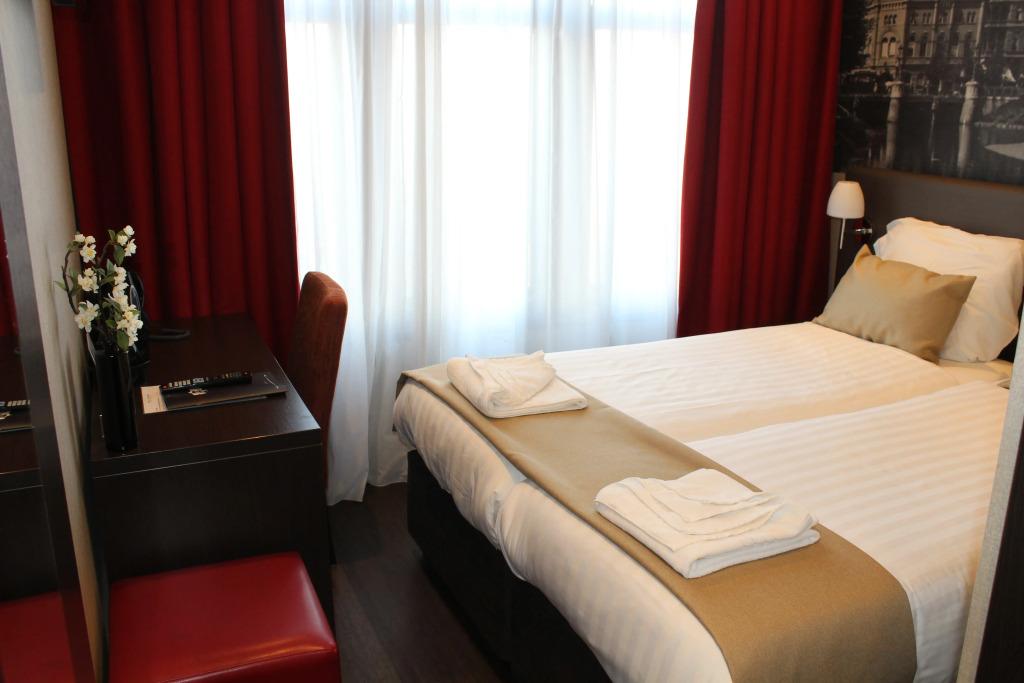 hotel image 10