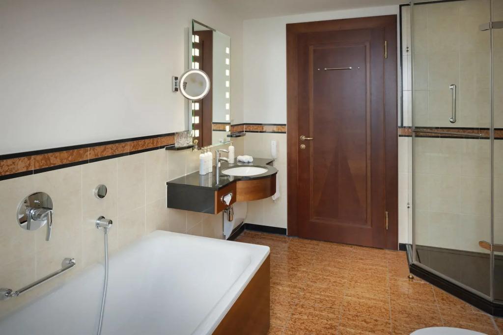 hotel image 9