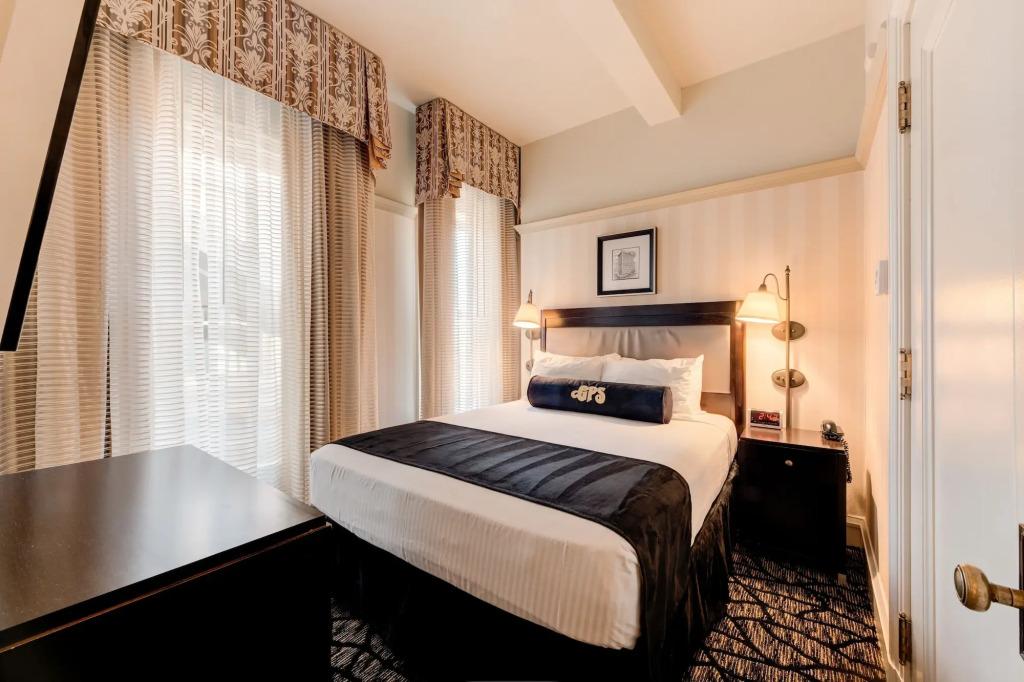 hotel image 10