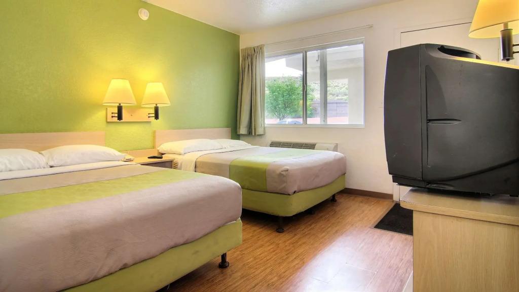 hotel image 13