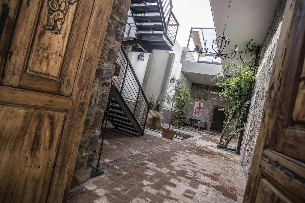 hotel image 8