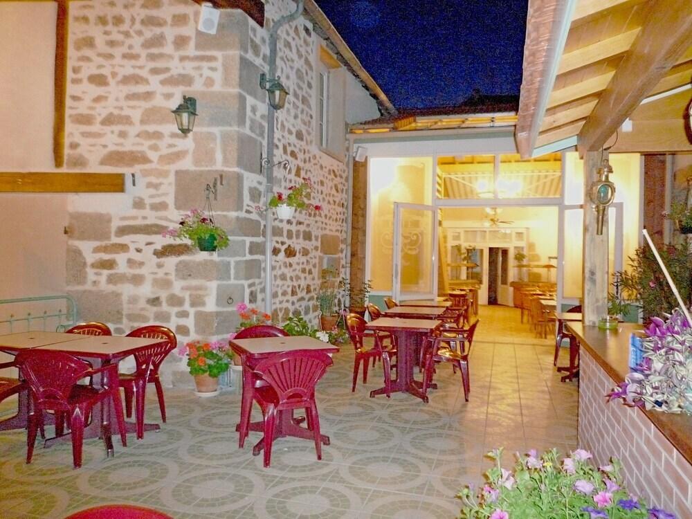 hotel image 13