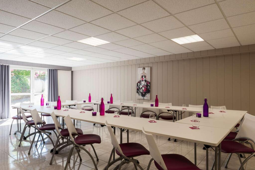 hotel image 11