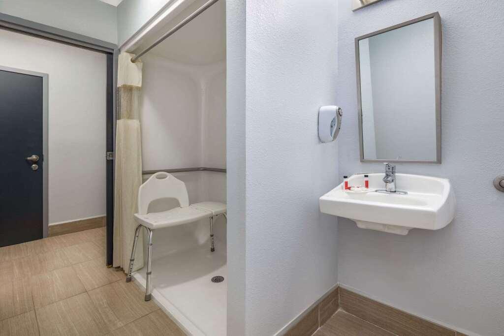 hotel image 10