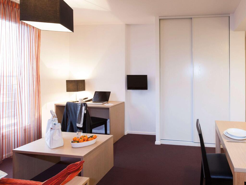 hotel image 16