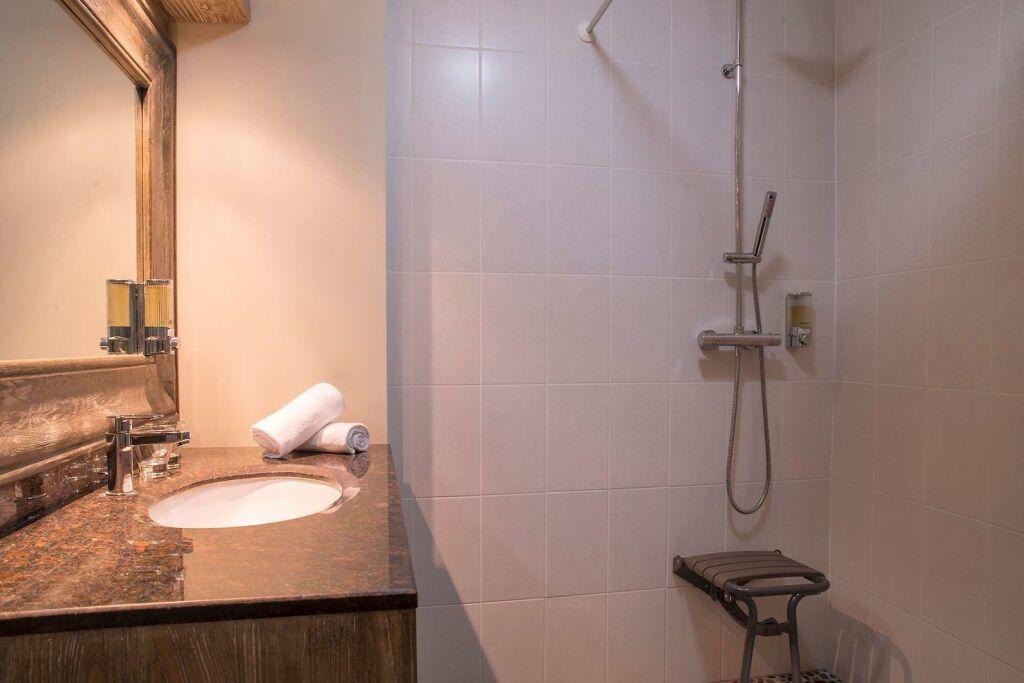 hotel image 11