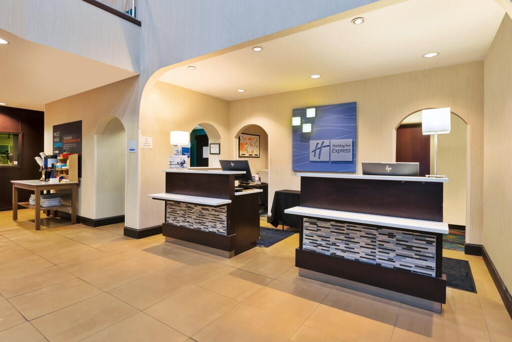 hotel image 13
