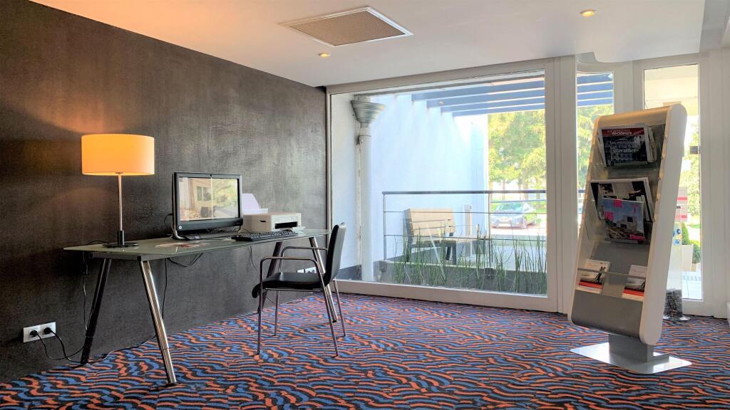 hotel image 16