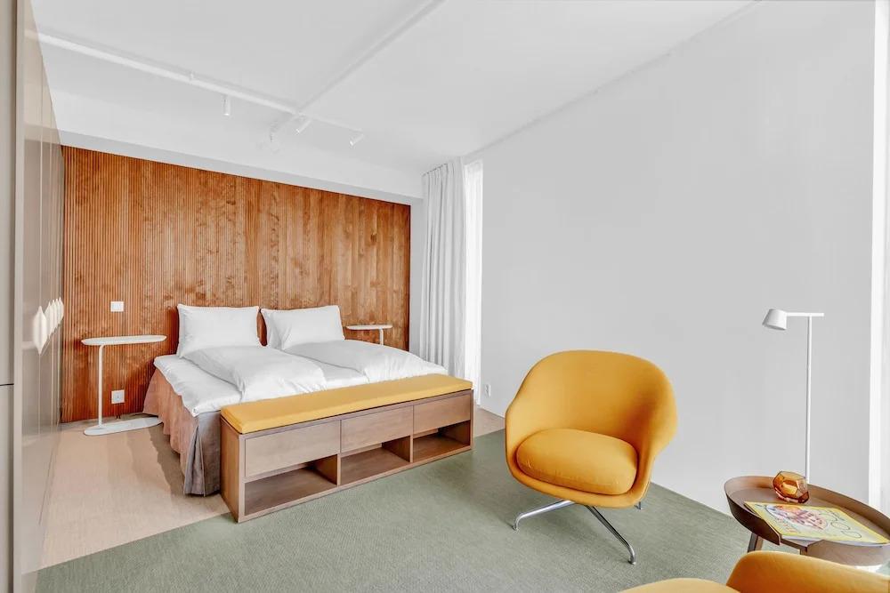 hotel image 13