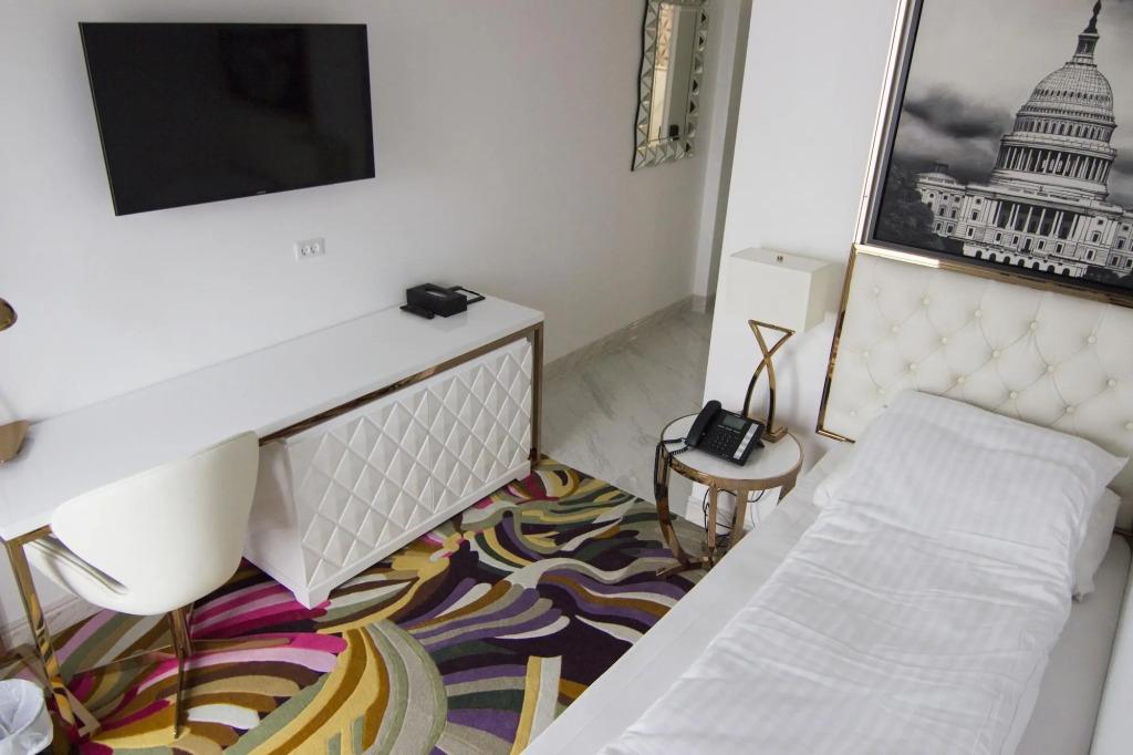 hotel image 7