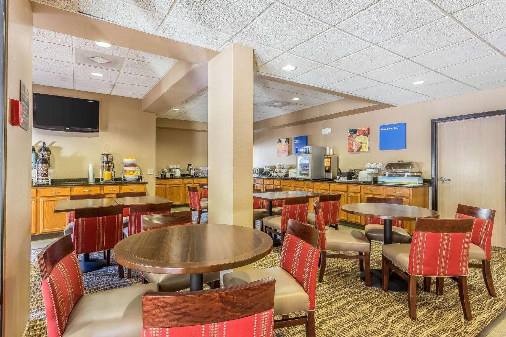 hotel image 16