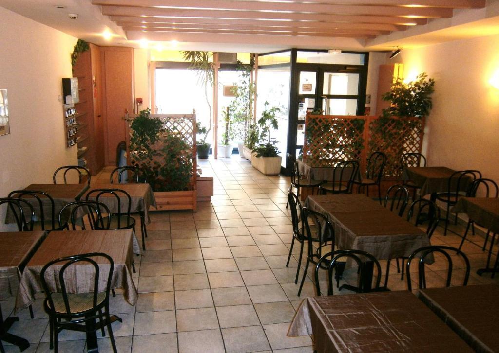 hotel image 13