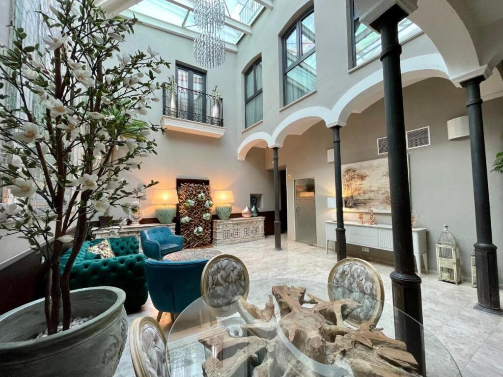 hotel image 10