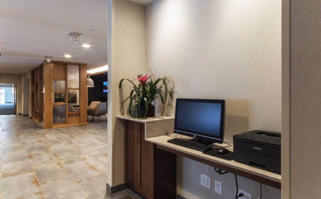 hotel image 10