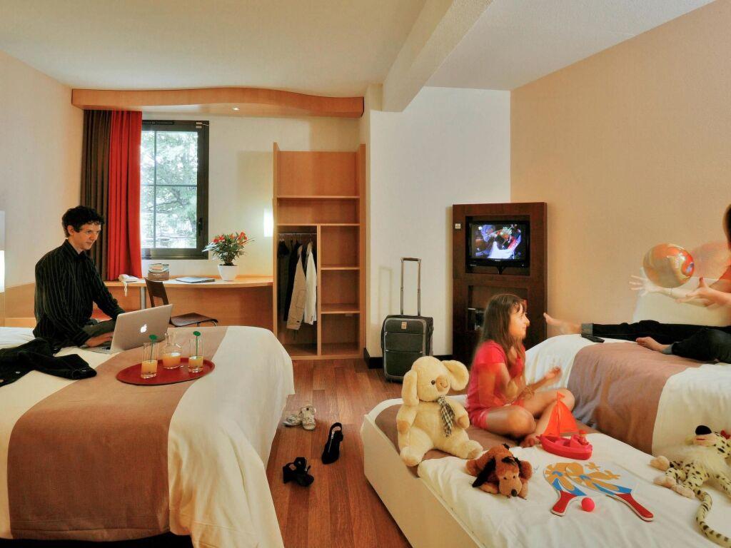 hotel image 9