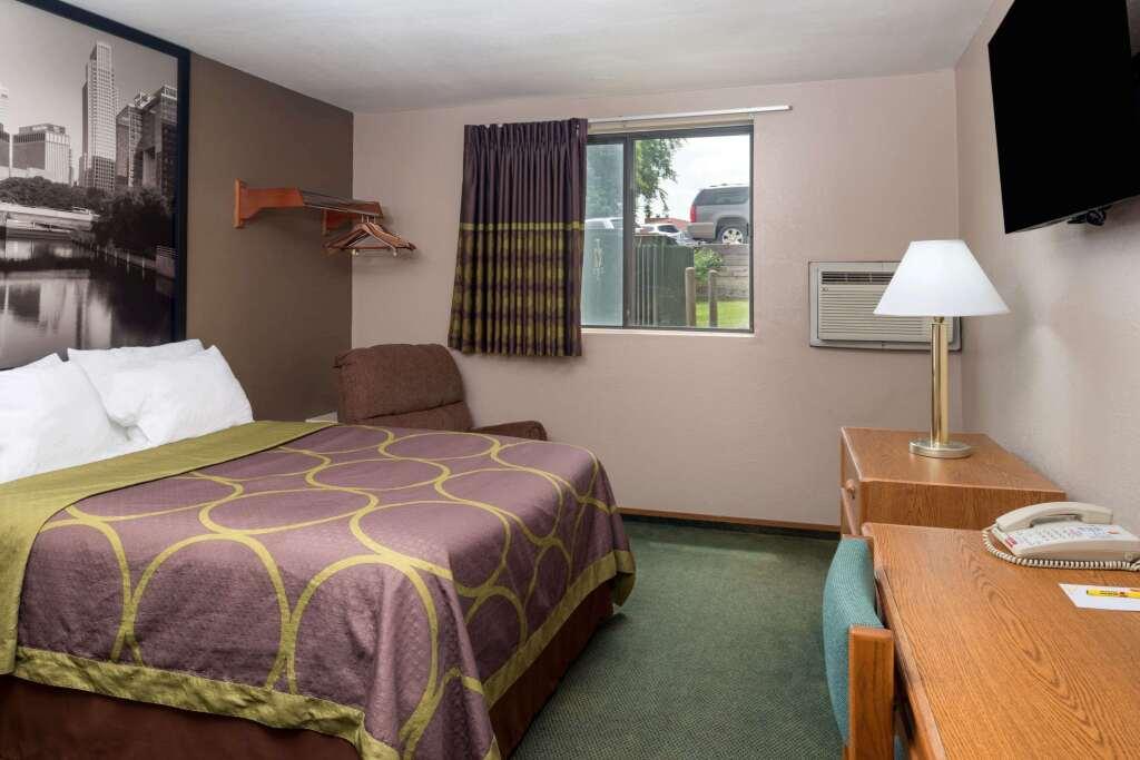 hotel image 8