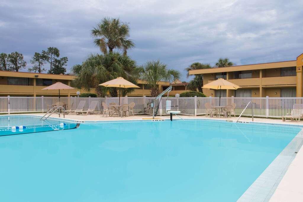 hotel image 10