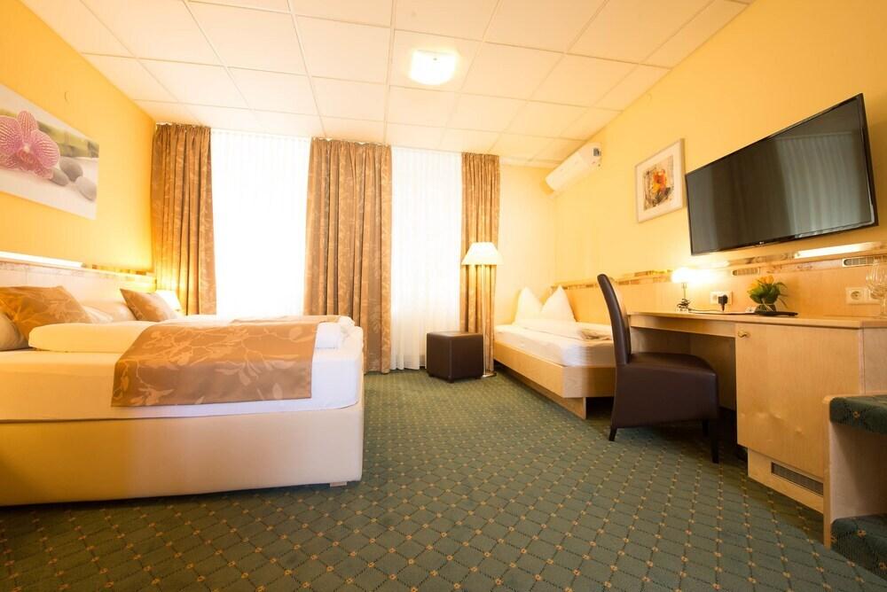 hotel image 16