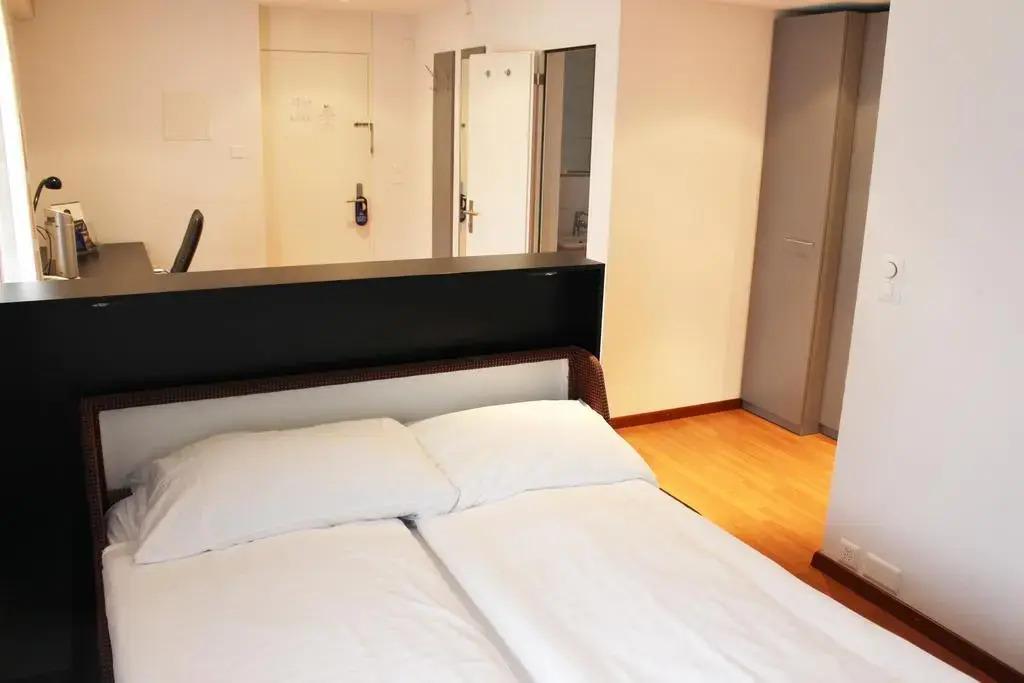 hotel image 11