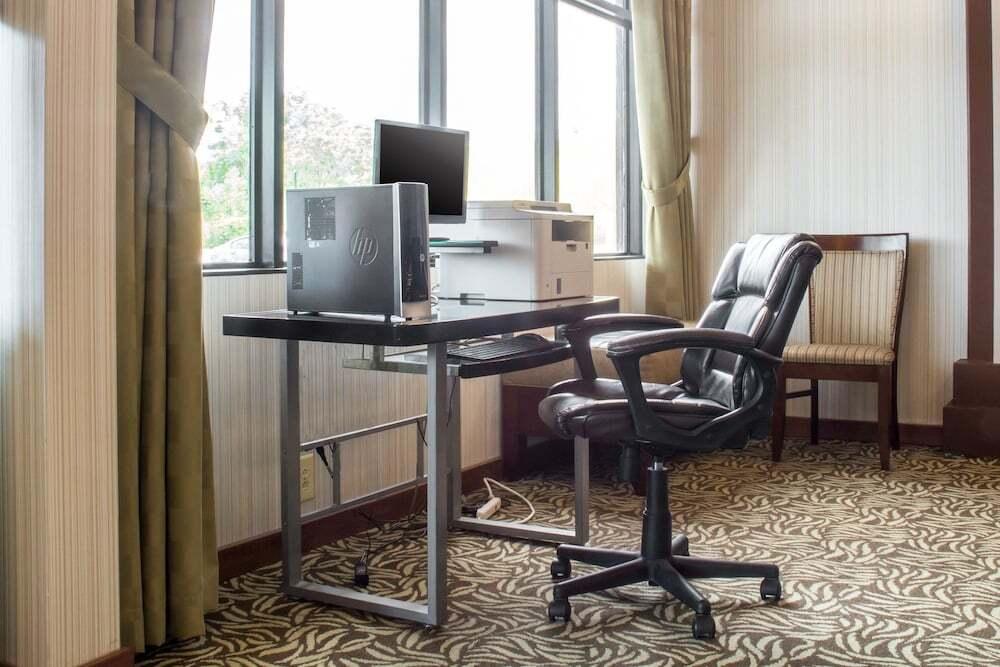 hotel image 13