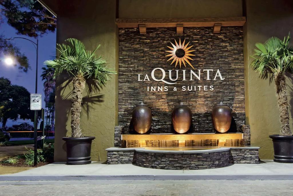 hotel image 12