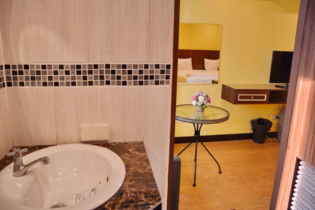 hotel image 13