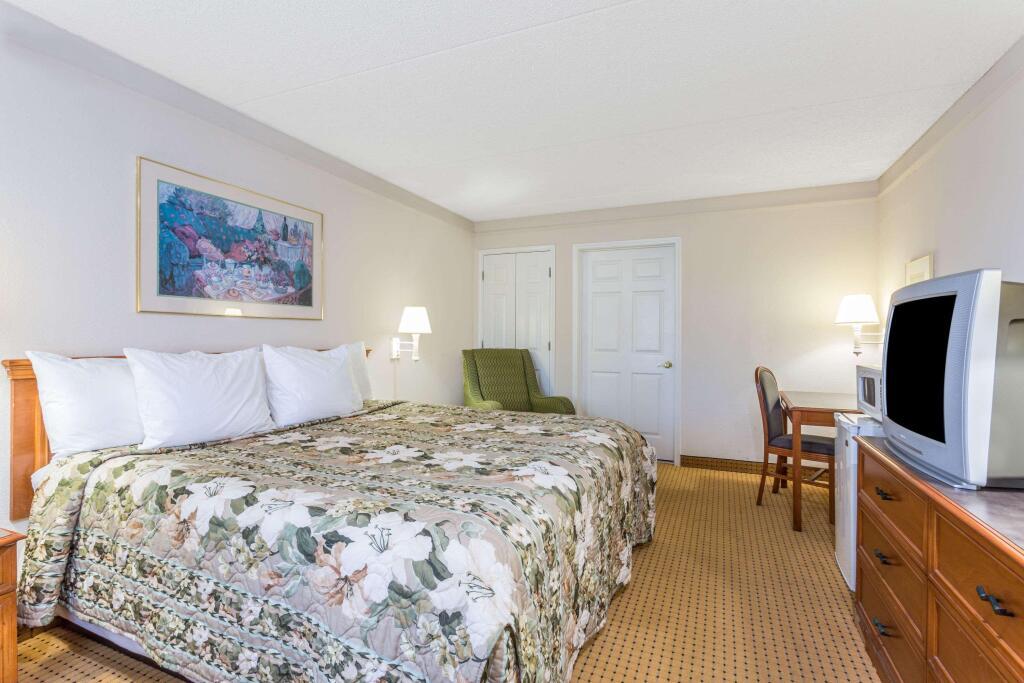 hotel image 16