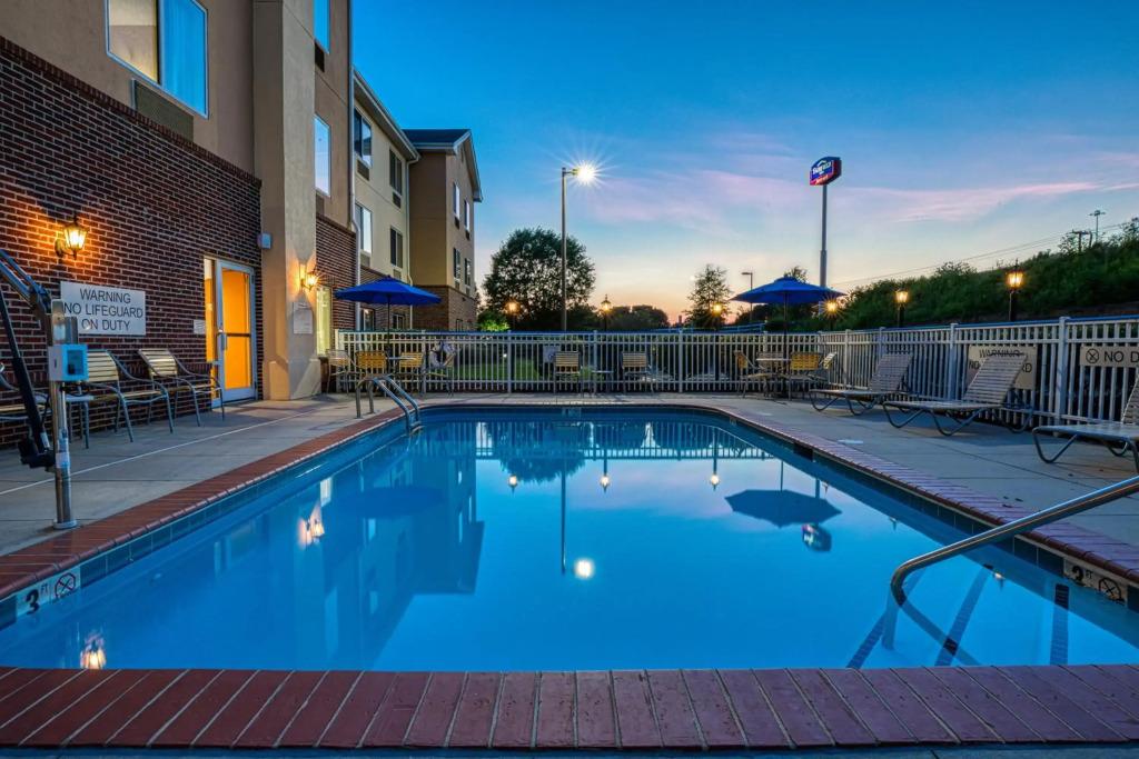 hotel image 9