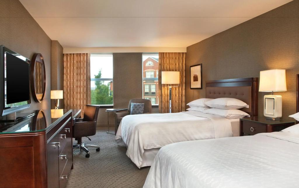 hotel image 10