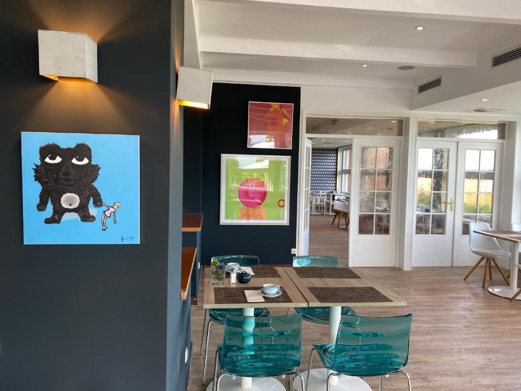 hotel image 11