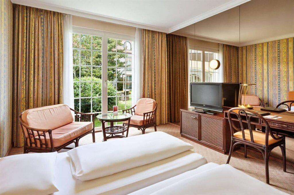 hotel image 39