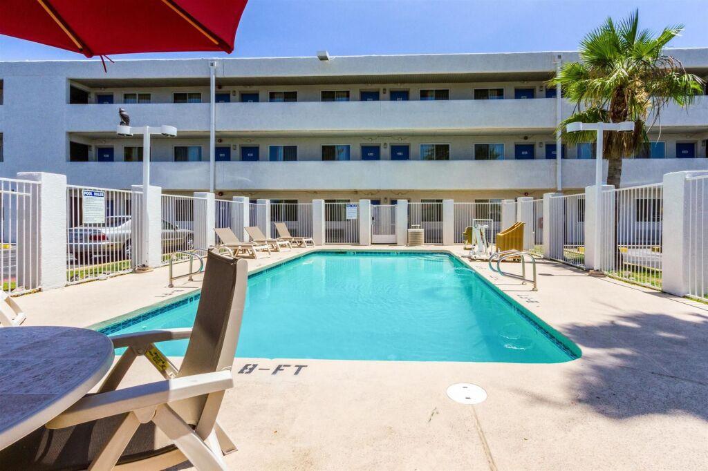 hotel image 10