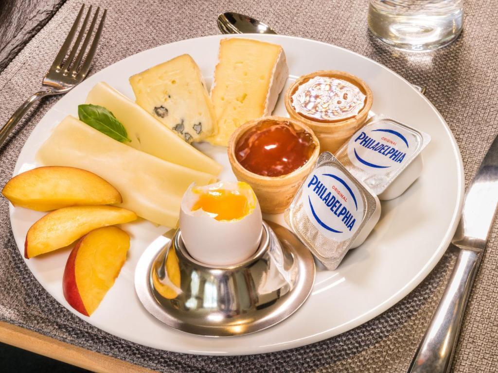 hotel image 10